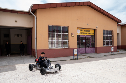 Meslek liseli öğrenciler iki ayda "gokart" aracı yaptı
