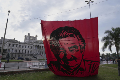 Xi’den Uruguay eski Devlet Başkanı Jose Mujica için taziye mesajı