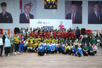 17. Geleneksel Ümraniye Spor Oyunları, törenle sona erdi