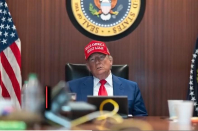 Trump'tan "Rejim Değişikliği" İması: "İran'ı Yeniden Büyük Yapamıyorsa Neden Olmasın?"