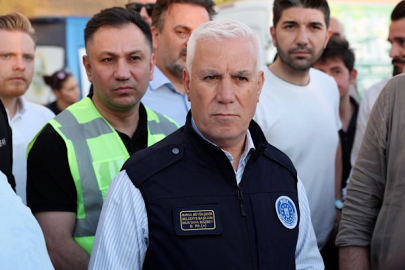 Bozbey: "Yangının aynı anda 6 farklı bölgede başlaması düşündürücü"