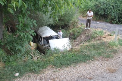 Konya Beyşehir’de Otomobil Su Kanalına Düştü: 3 Yaralı