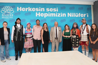 Nilüfer Halk Dansları Topluluğu İtalya'dan Ödülle Döndü     