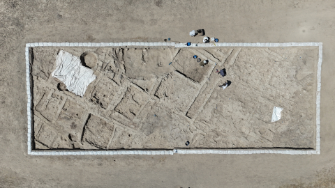 Karaman'daki Canhasan 3 Höyüğü'nde bulunan "sokak yapısı"nda kazı sürüyor
