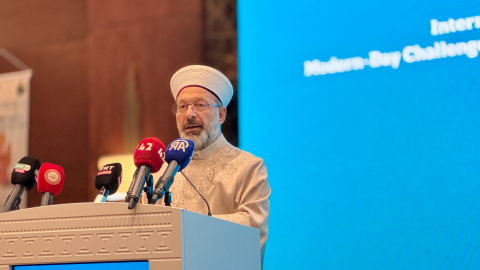 Diyanet İşleri Başkanı Erbaş Uluslararası Aile Çalıştayı'nda konuştu: