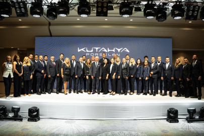Kütahya Porselen 'Yeni Ufuklar  Zirvesi'nde İş Ortaklarıyla Buluştu 