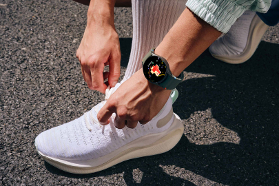 Samsung Galaxy Watch Ultra'ya One UI 8 Watch güncellemesi geldi