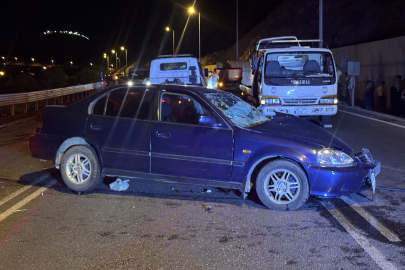 Kayseri'de pikapla çarpışan otomobilin sürücüsü öldü, 3 kişi yaralandı