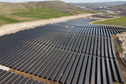 Cengiz Holding’in Enerji Yatırımlarına 64,5 Milyon Dolarlık Yeşil Finansman