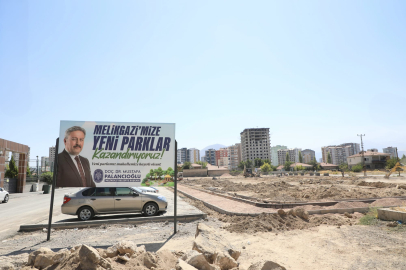 Melikgazi Belediyesi, Yıldırım Beyazıt Mahallesi'nde yeni parkın yapımına başladı
